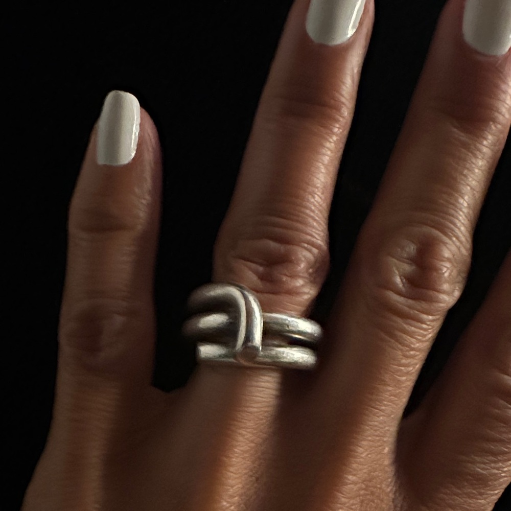 Elegant Silver Knot Ring